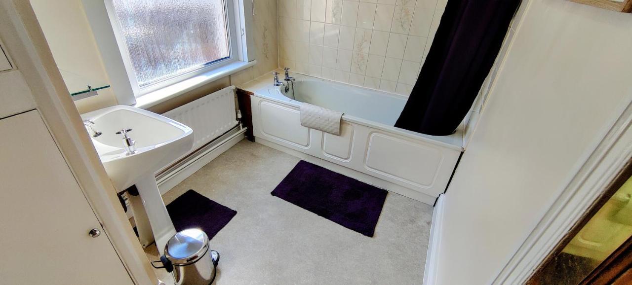 Villa Rhubarb Terrace On The Coast - Sleeps 1-6 à Colwyn Bay Extérieur photo