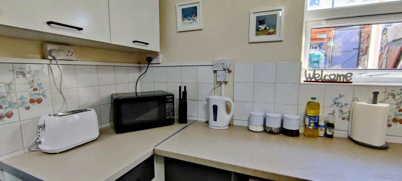 Villa Rhubarb Terrace On The Coast - Sleeps 1-6 à Colwyn Bay Extérieur photo