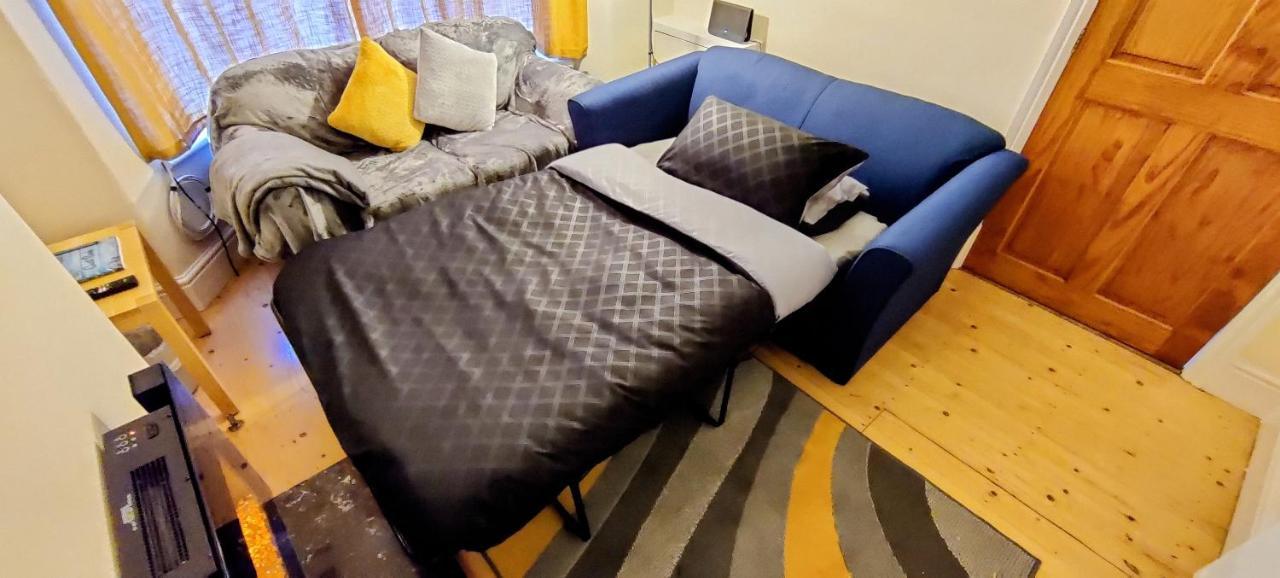 Villa Rhubarb Terrace On The Coast - Sleeps 1-6 à Colwyn Bay Extérieur photo